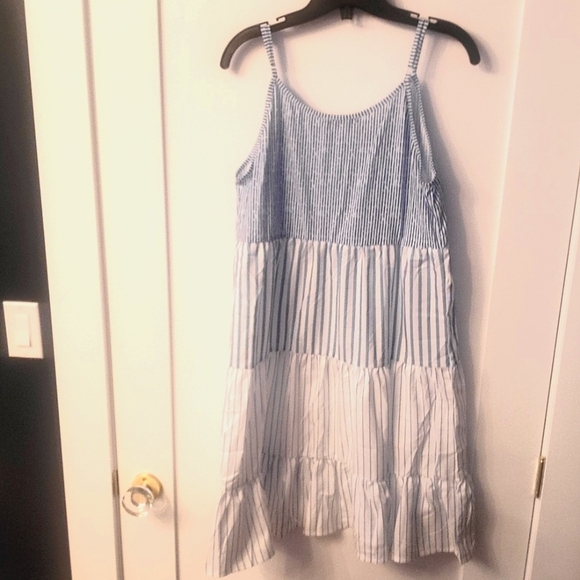 Cozy Beach Sundress or Cover up Size Small - Picture 3 of 3